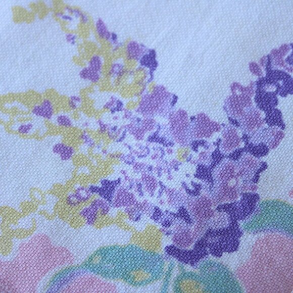 Vintage 1960s 1970s Napkins Set of Five, Floral Print on White and Pink Linen - Picture 3 of 10